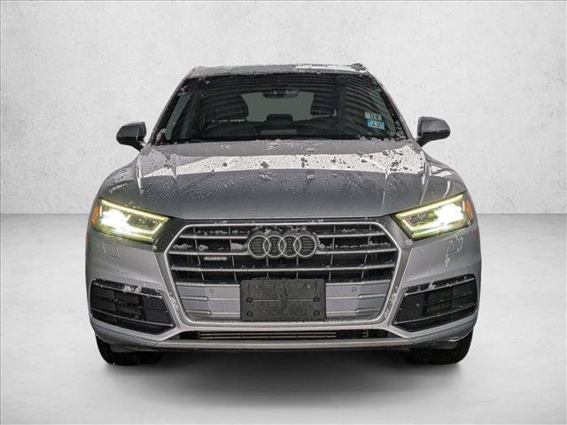 Used 2018 Audi Q5 2.0T Premium Plus w/ Premium Plus Package AWD/4WD image 2