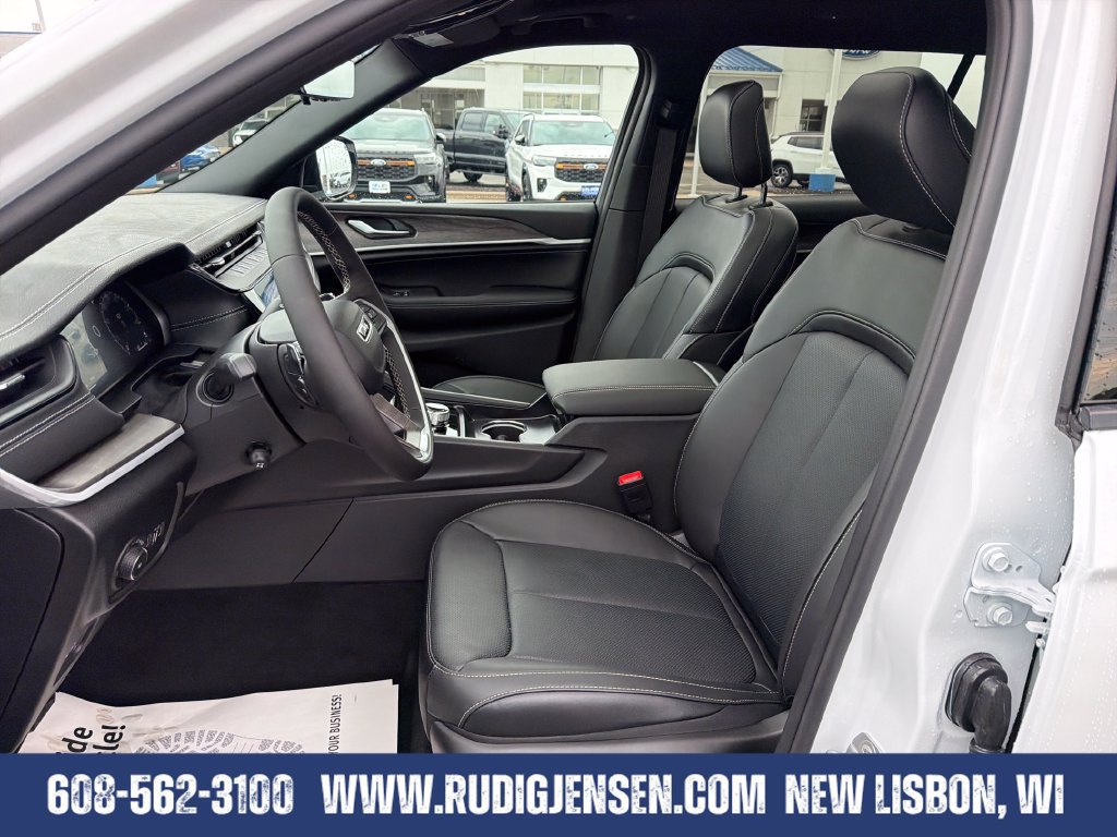 New 2027 Jeep Grand Cherokee L Limited AWD/4WD image 9