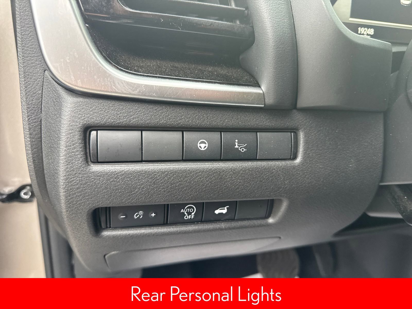 Certified 2025 Nissan Rogue SL w/ SL Premium Package FWD image 12