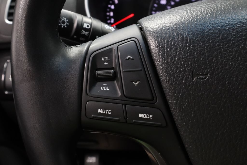 Used 2015 Kia Sorento LX FWD image 27