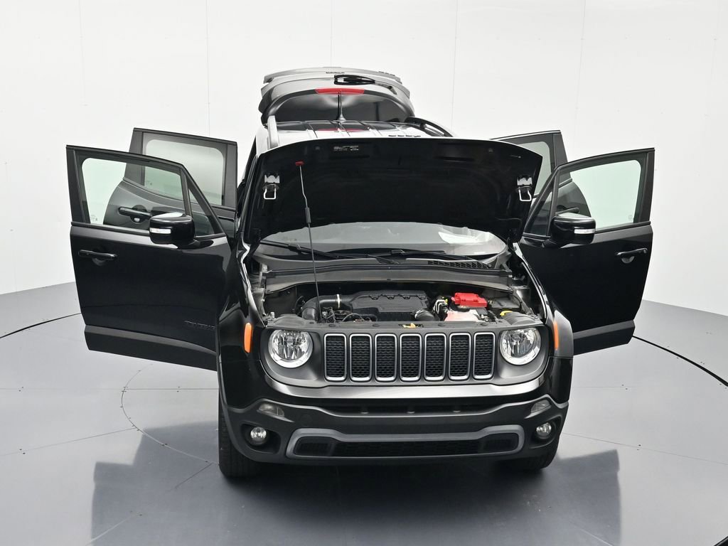 Used 2023 Jeep Renegade Latitude AWD/4WD image 44