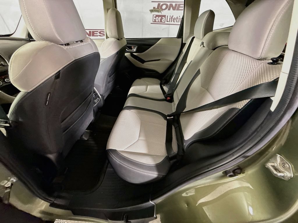Used 2019 Subaru Forester Premium AWD/4WD image 26