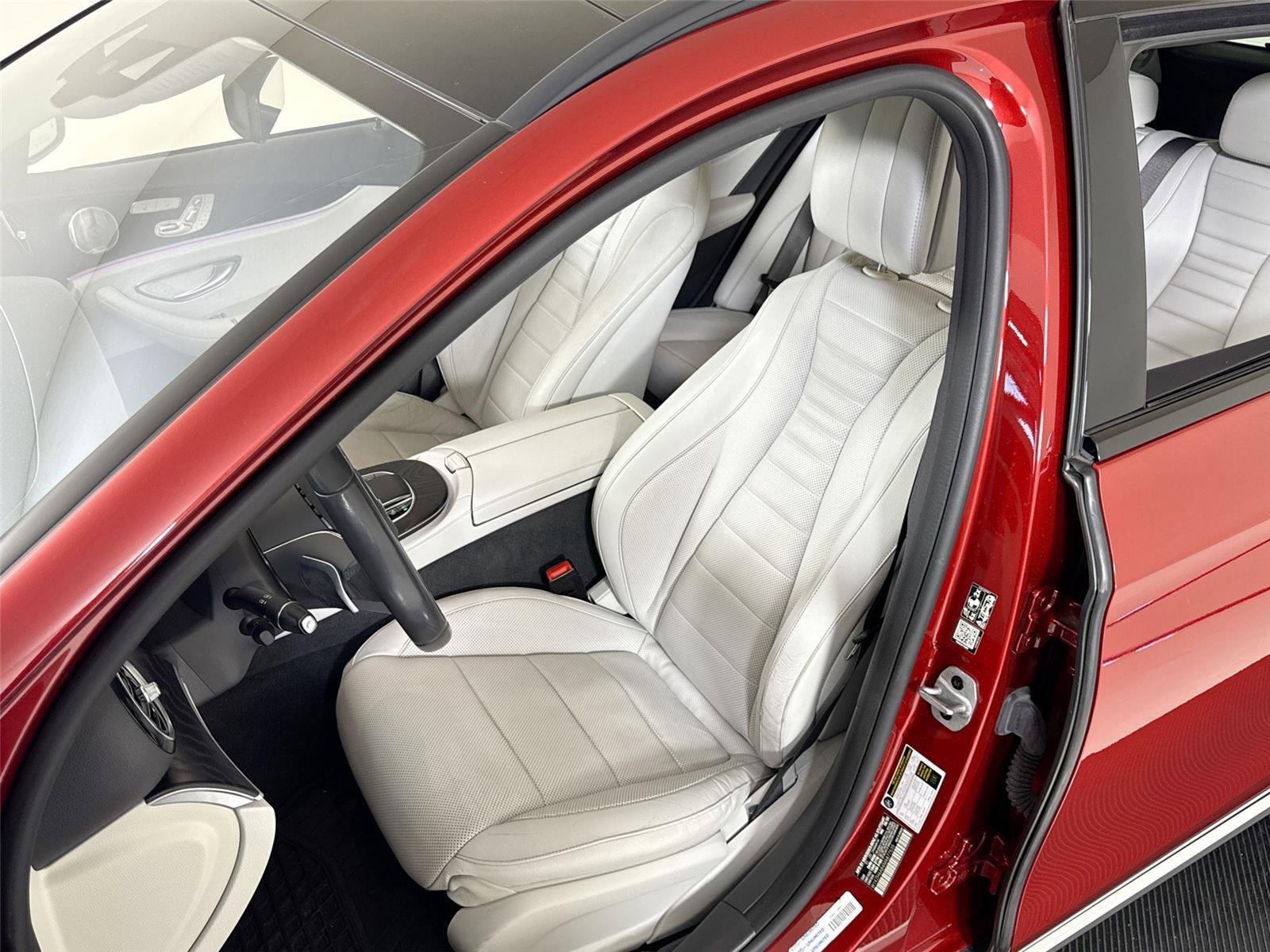 Used 2021 Mercedes-Benz E 450 4MATIC All-Terrain Wagon image 12