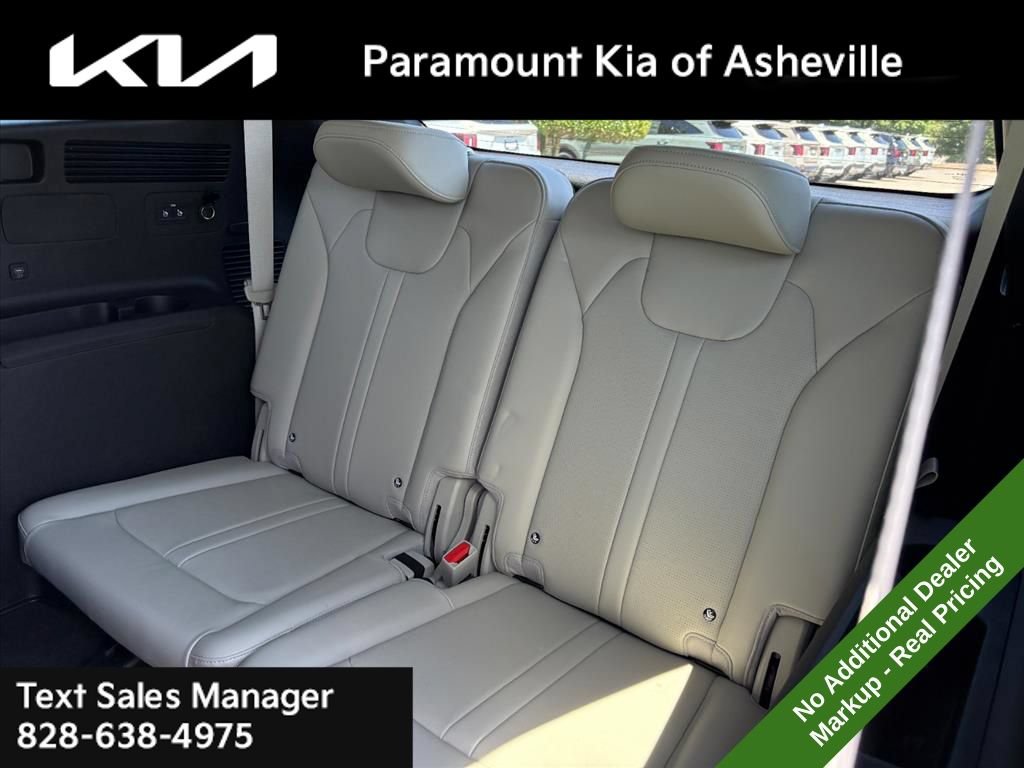 New 2026 Kia Sorento S w/ S Panoramic Sunroof Package FWD image 23