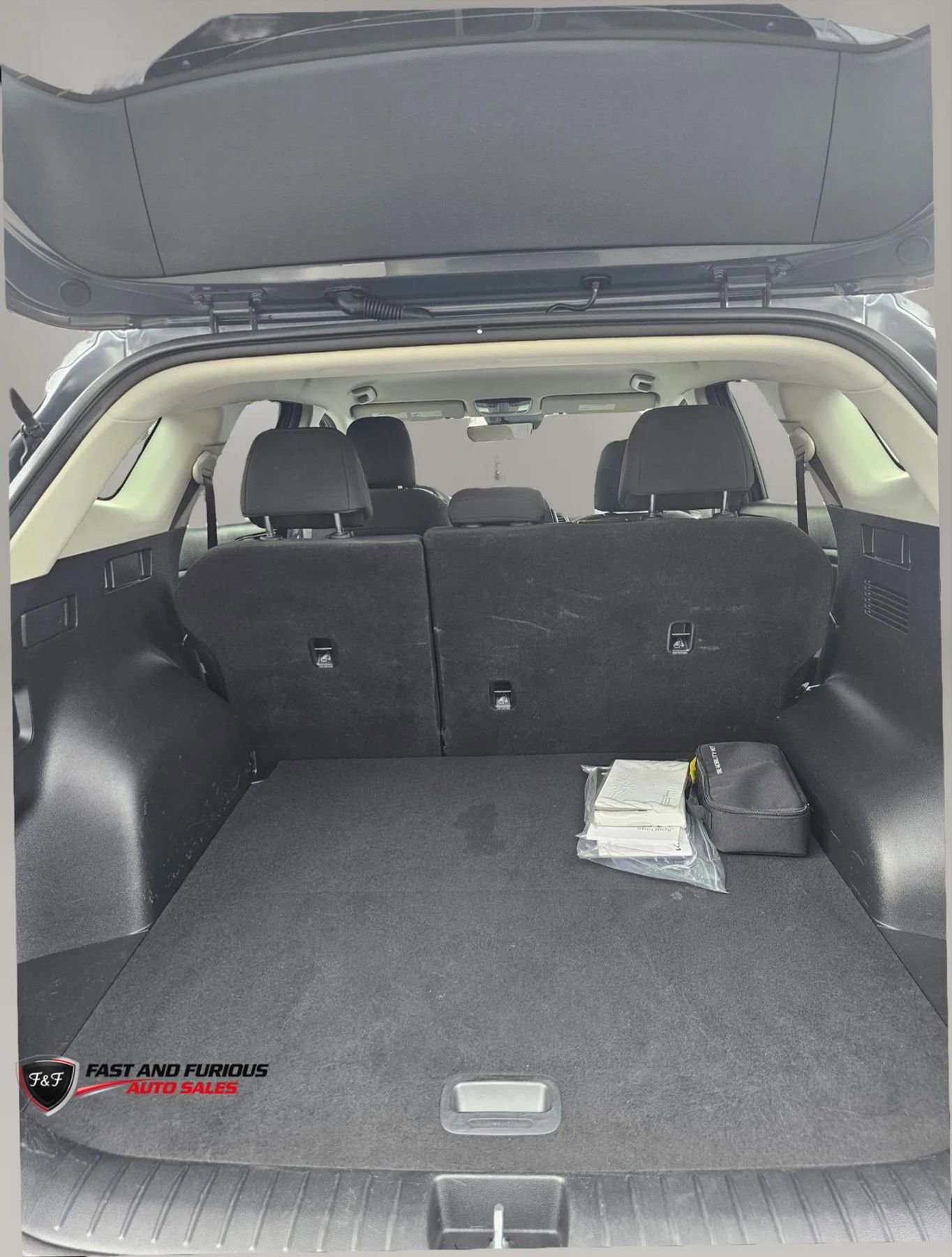 Used 2023 Kia Sportage LX FWD image 28