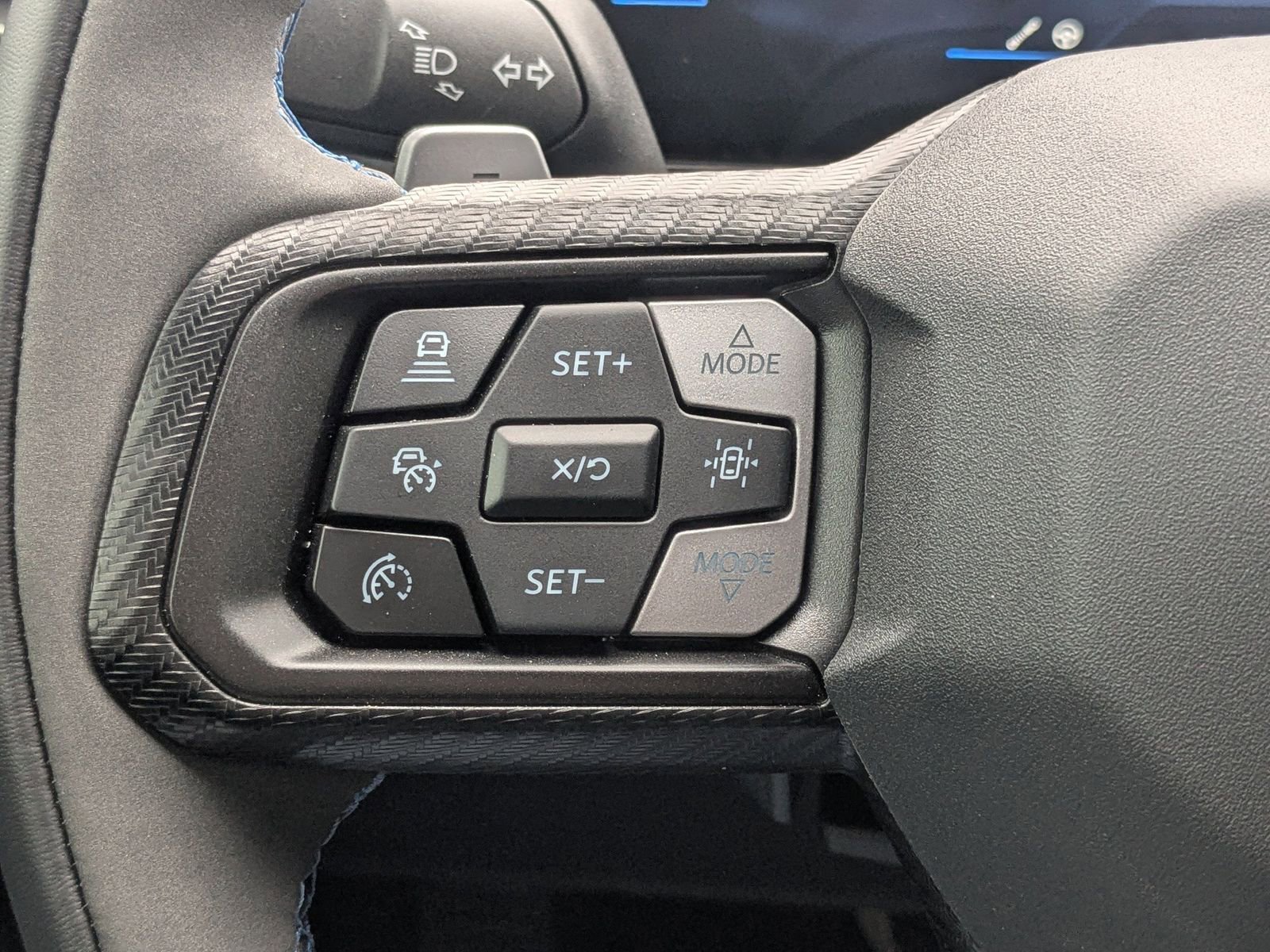 Used 2025 Ford Mustang Dark Horse image 22