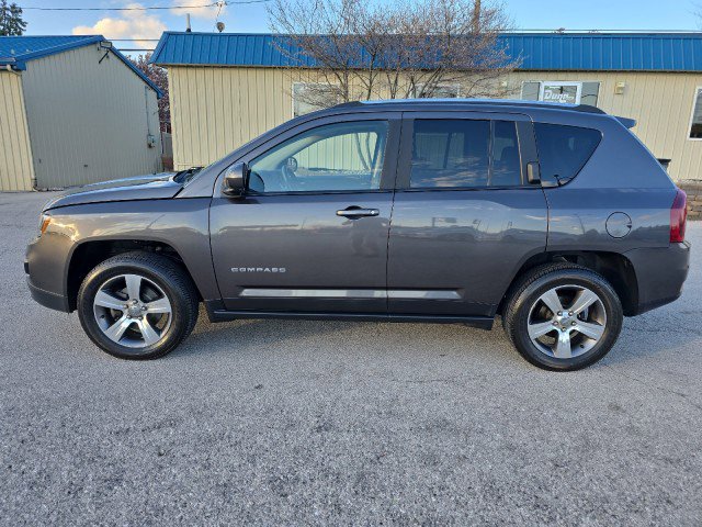 Used 2017 Jeep Compass High Altitude image 5