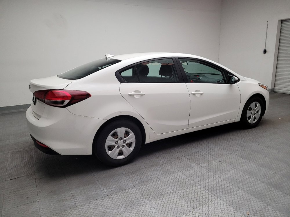 Used 2018 Kia Forte LX FWD image 10