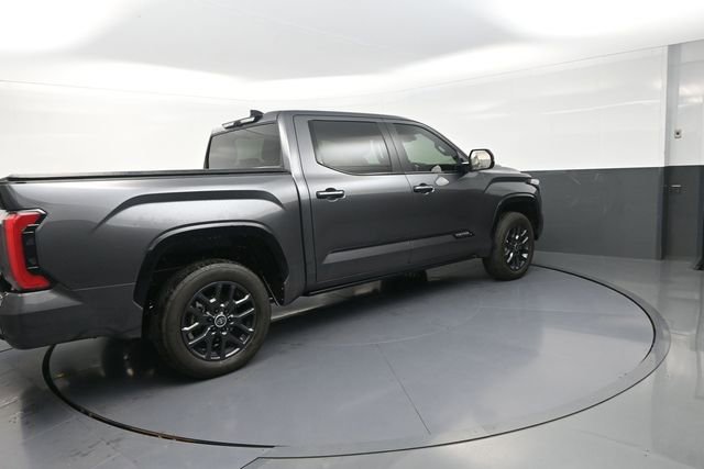 Used 2024 Toyota Tundra Platinum AWD/4WD image 19