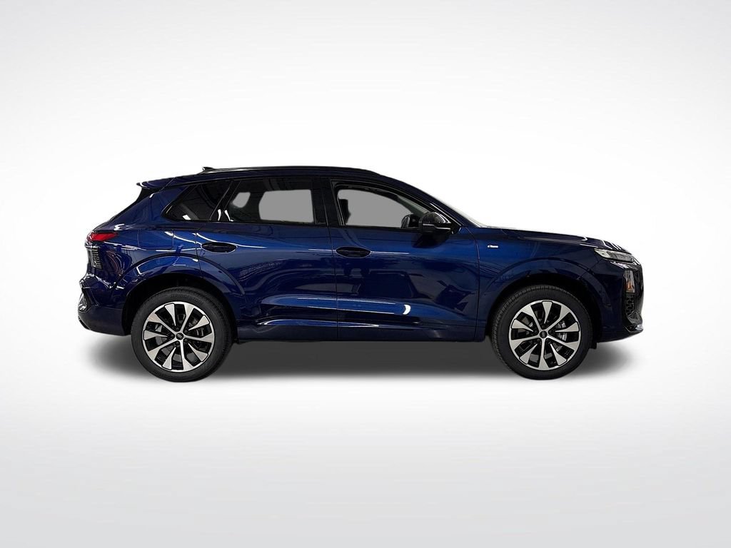 New 2026 Audi Q3 quattro 2.0T AWD/4WD image 6