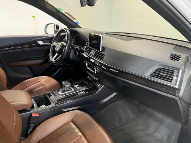 Used 2018 Audi Q5 2.0T Premium Plus w/ Premium Plus Package AWD/4WD image 11
