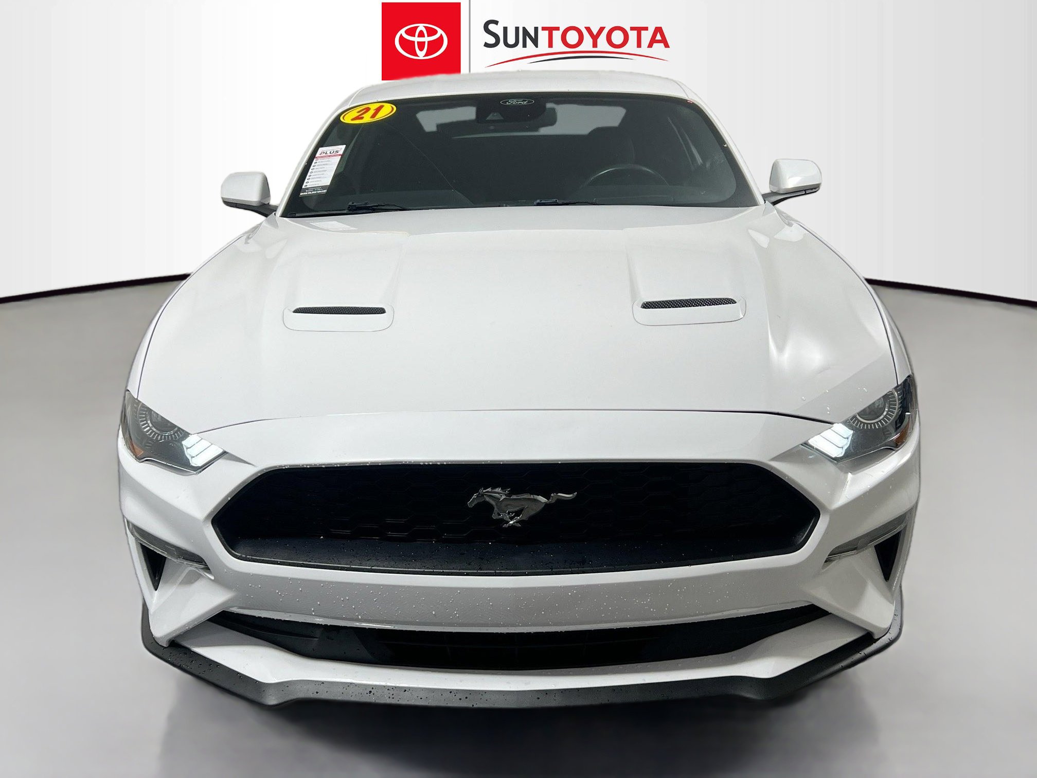 Used 2021 Ford Mustang EcoBoost image 10