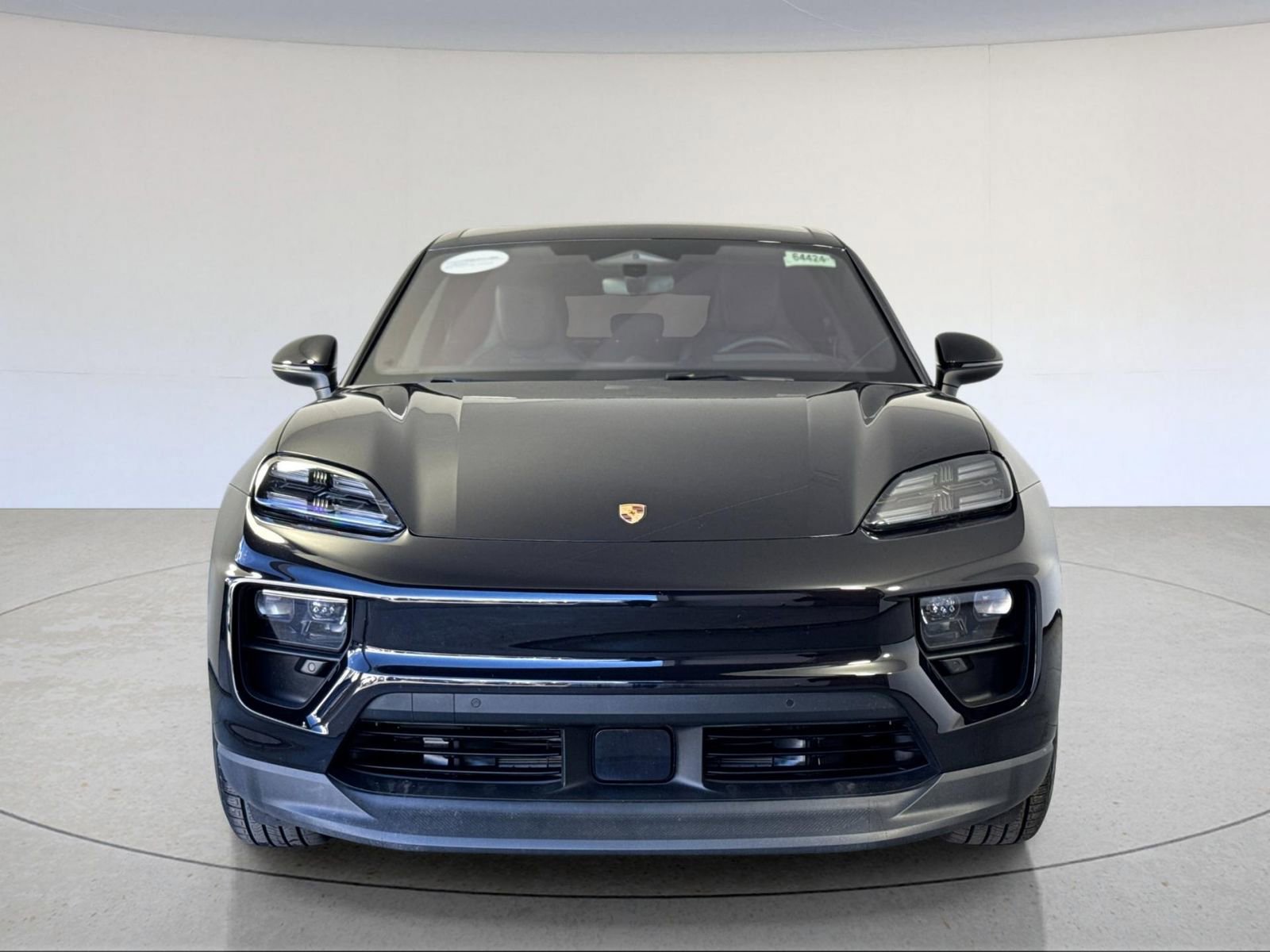 Certified 2025 Porsche Macan 4 Electric AWD/4WD image 11