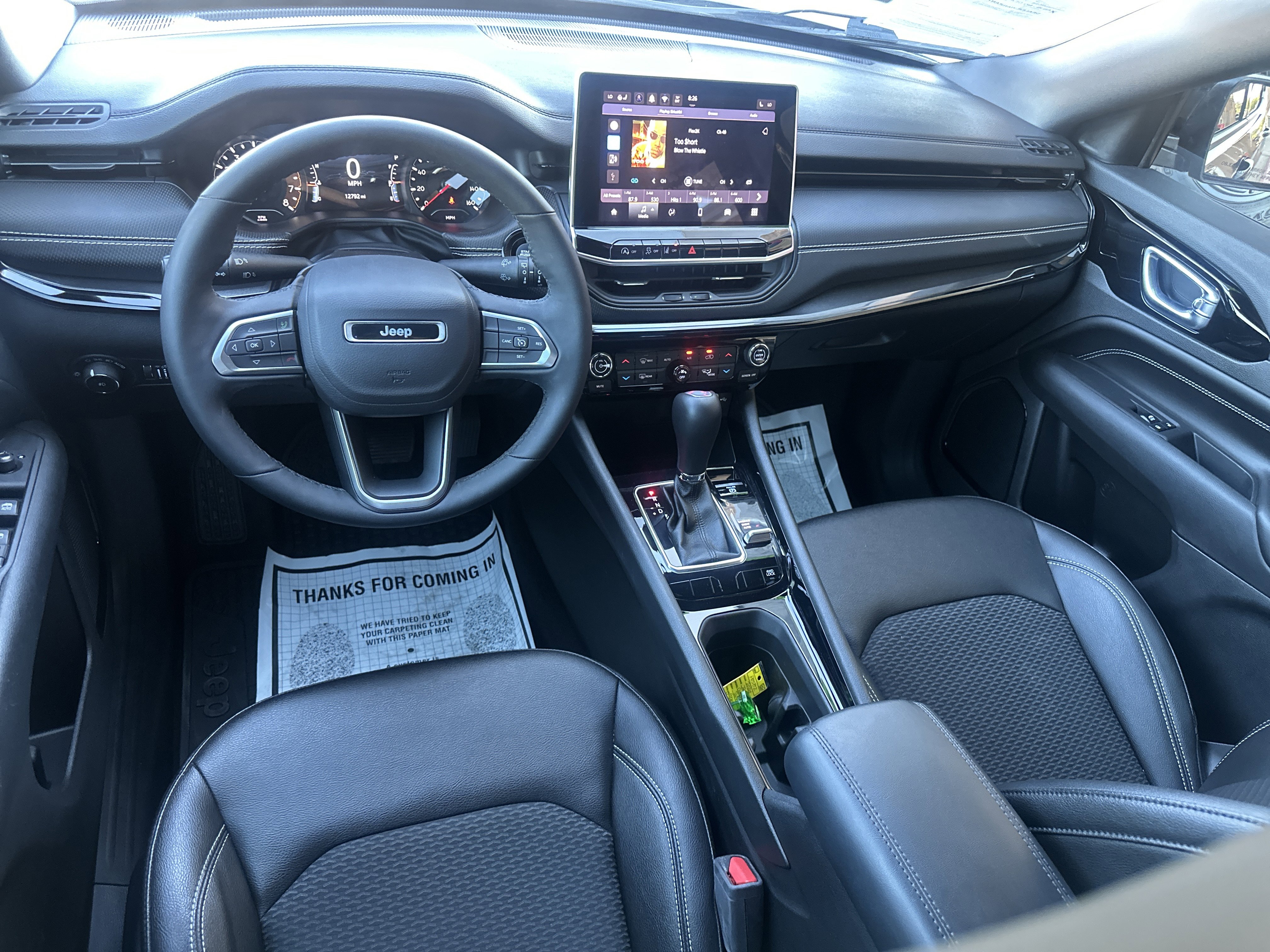 Used 2024 Jeep Compass Latitude w/ Convenience Group image 12