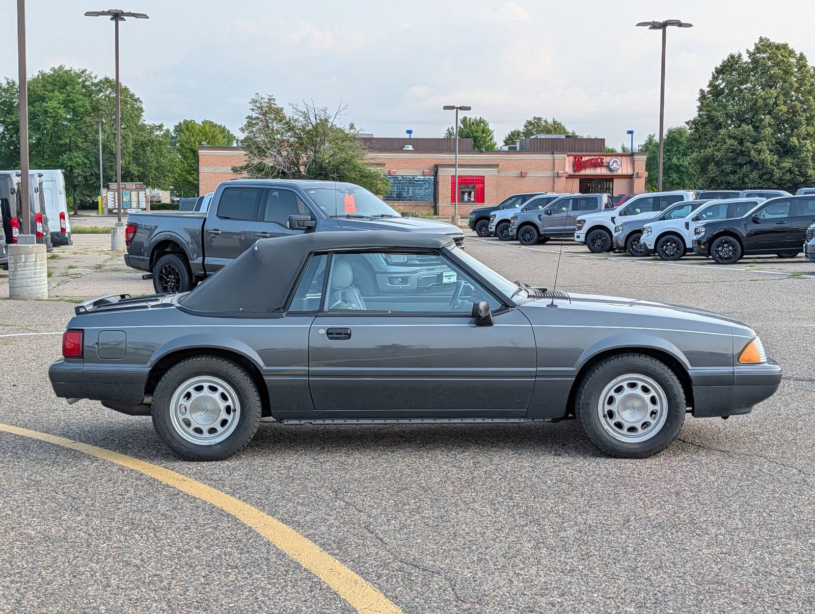 Used 1989 Ford Mustang LX RWD image 7