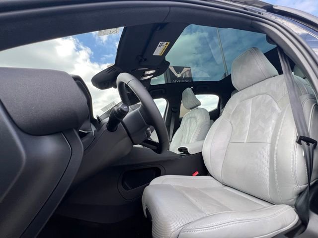 Used 2023 Polestar Polestar 2 w/ Pilot Pack AWD/4WD image 16