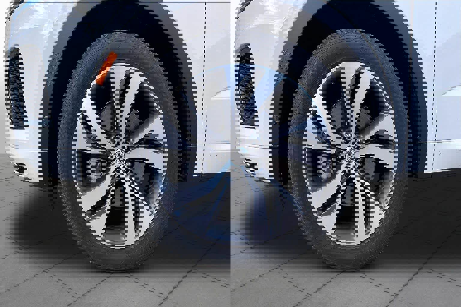 Used 2024 Jaguar E-PACE R-Dynamic SE AWD/4WD image 11