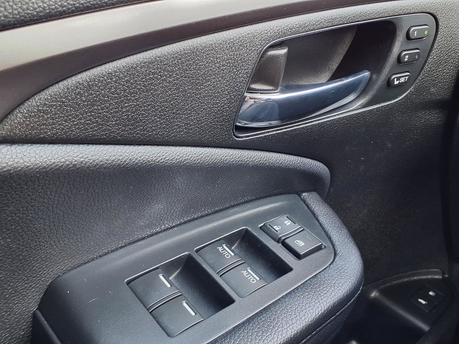 Used 2022 Honda Pilot EX-L image 11