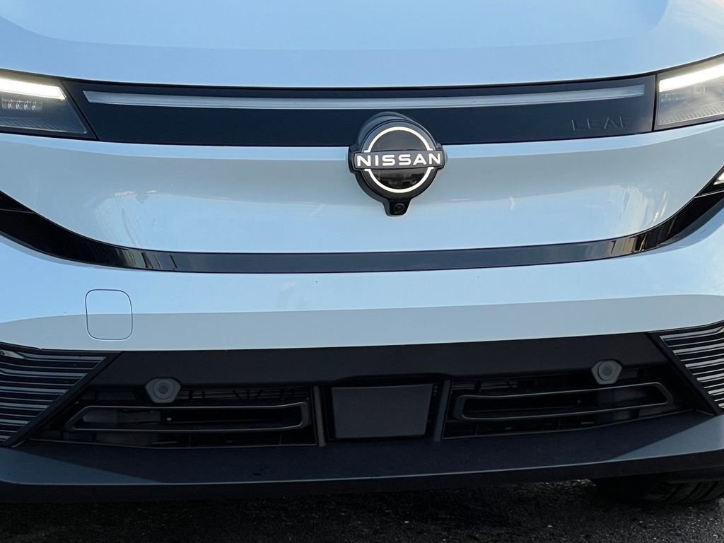 New 2026 Nissan Leaf Platinum+ FWD image 40