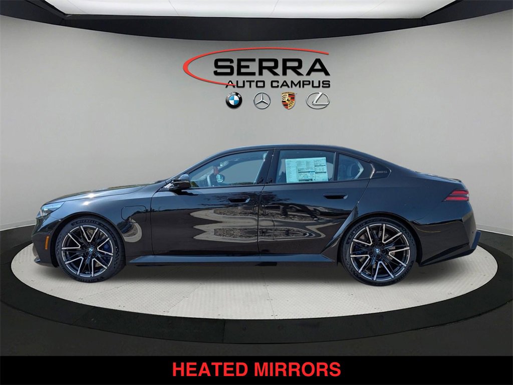 New 2026 BMW M5 w/ Executive Package image 7