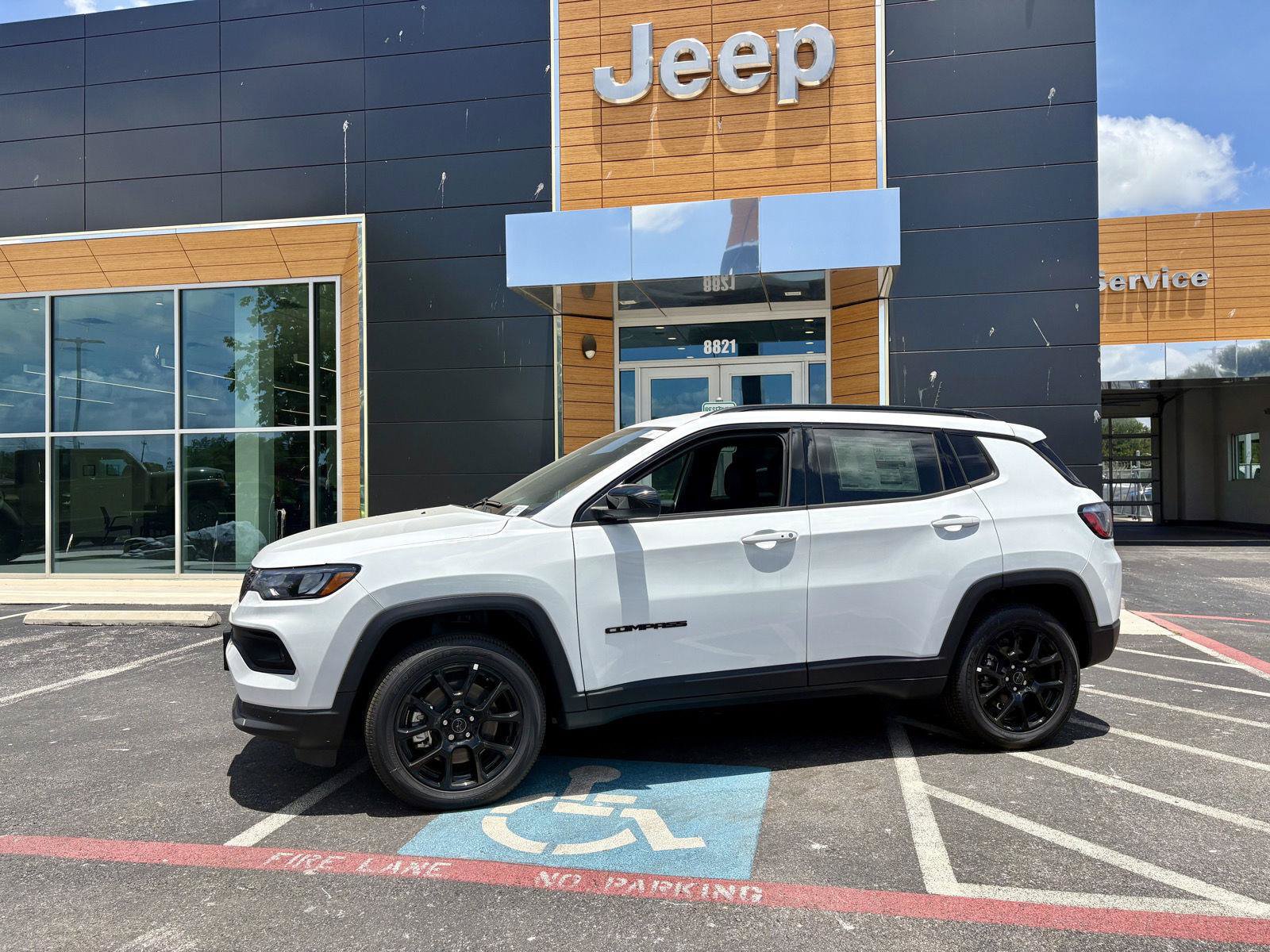 New 2026 Jeep Compass Latitude
