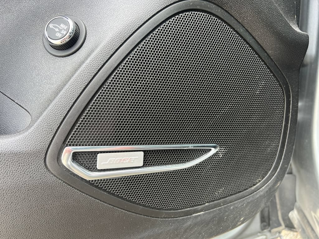 Used 2023 Buick Envision Avenir AWD/4WD image 34