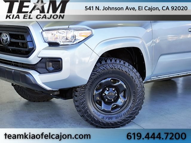 Used 2022 Toyota Tacoma SR AWD/4WD image 3