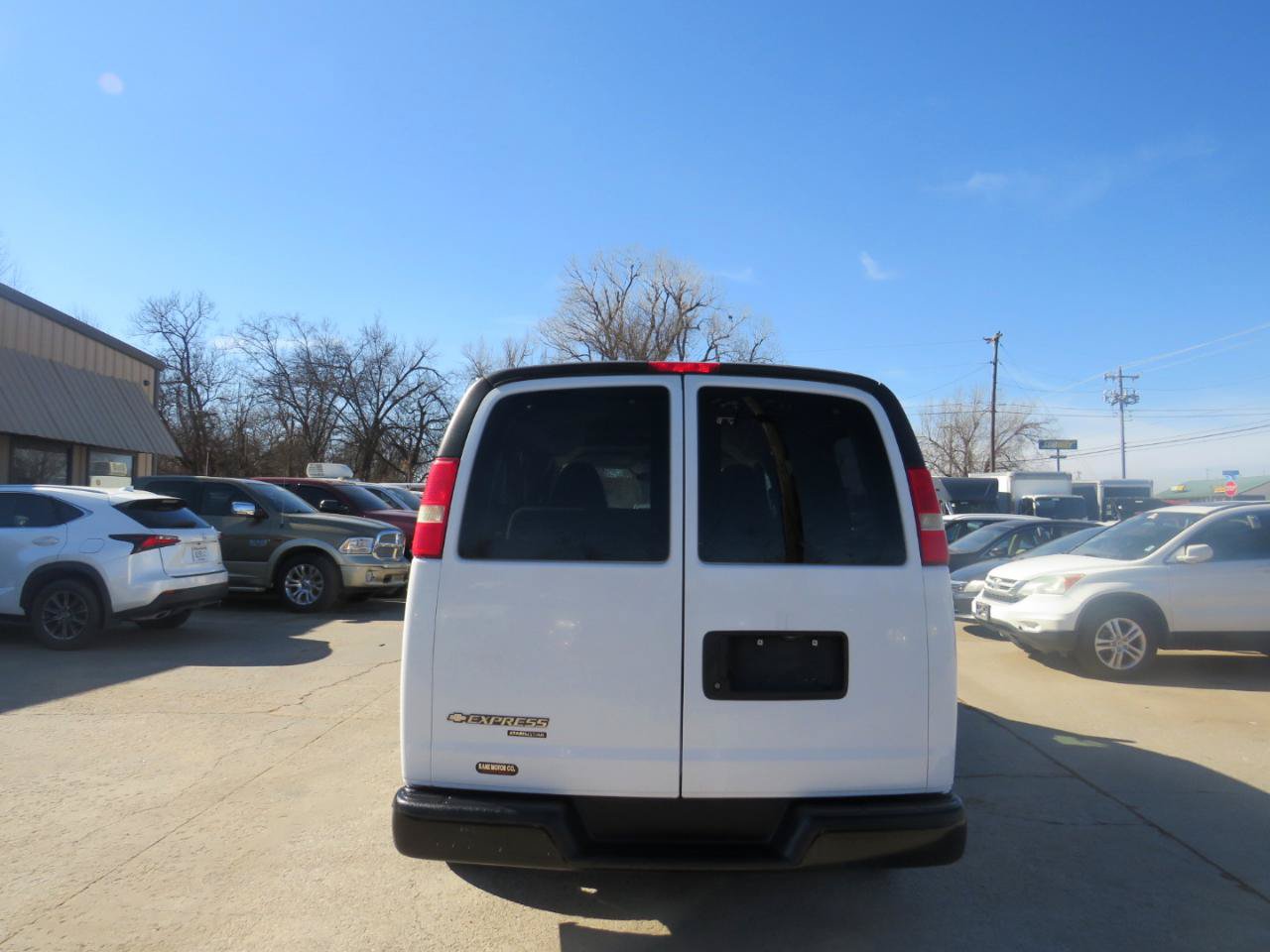 Used 2014 Chevrolet Express 1500 LS RWD image 9