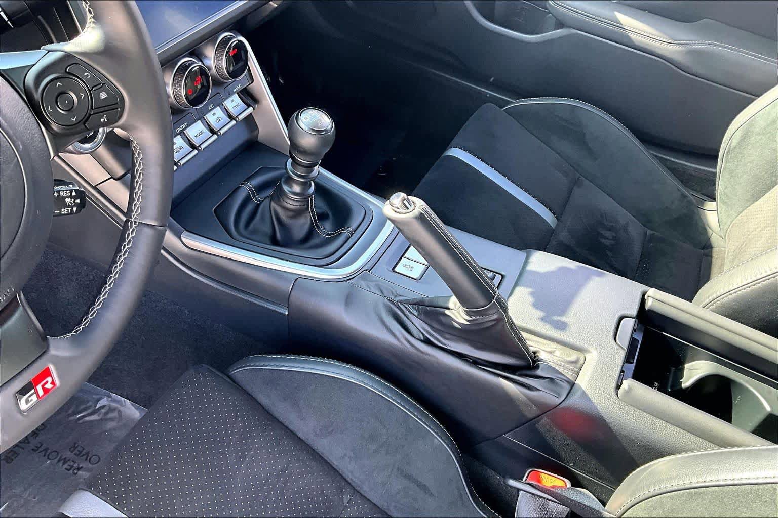Used 2024 Toyota GR86 Premium w/ Performance Package RWD image 14