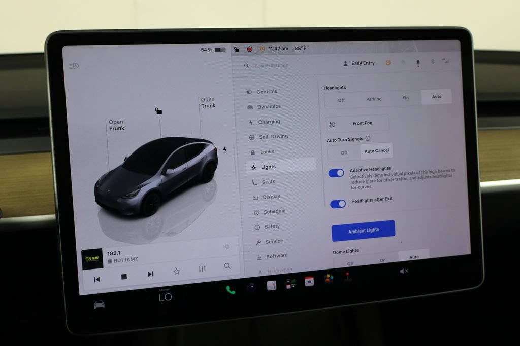Used 2024 Tesla Model Y Long Range AWD/4WD image 33