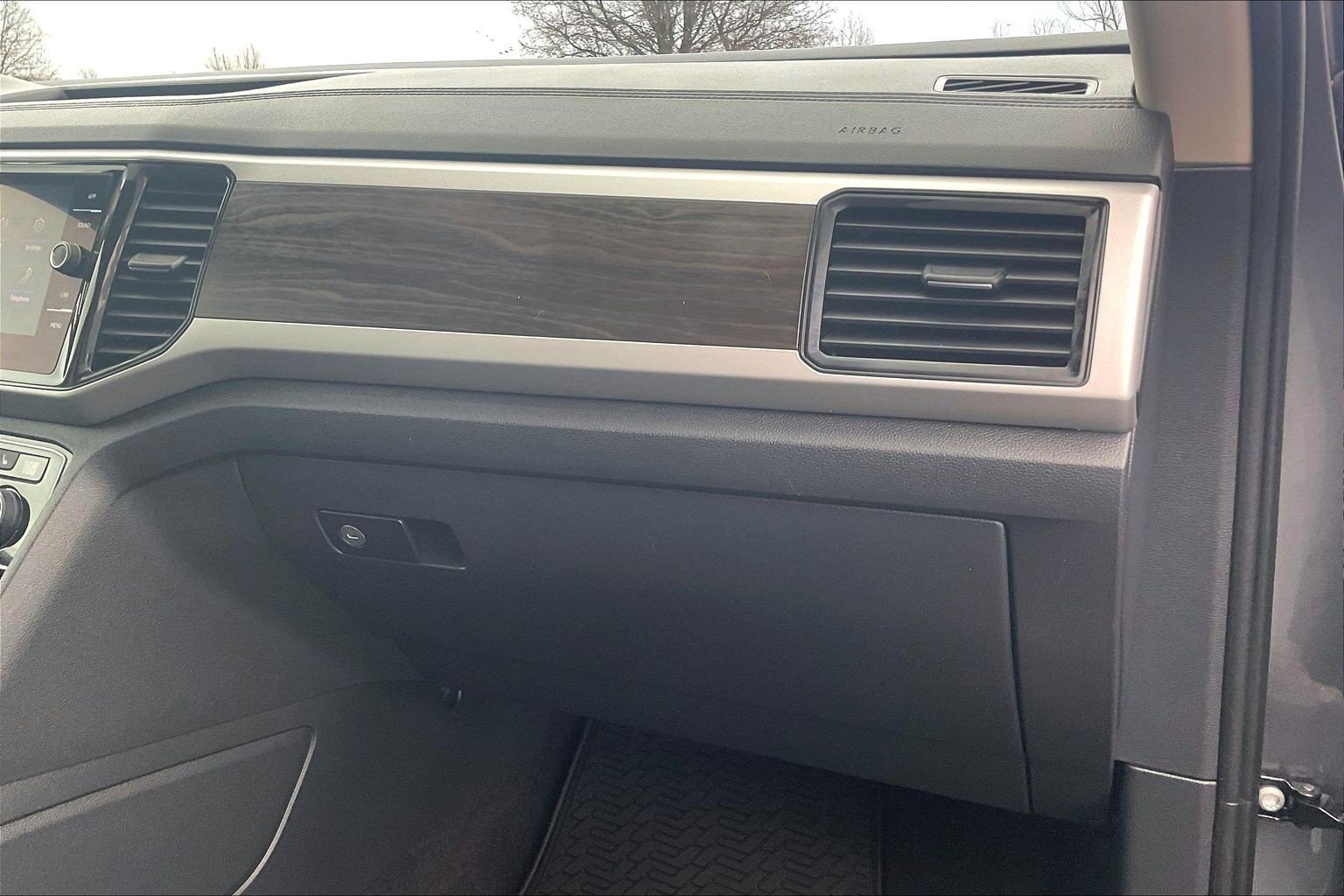 Used 2022 Volkswagen Atlas SE image 15