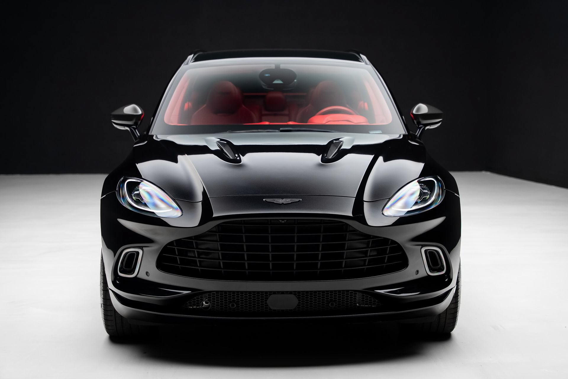 Used 2022 Aston Martin DBX AWD/4WD image 7