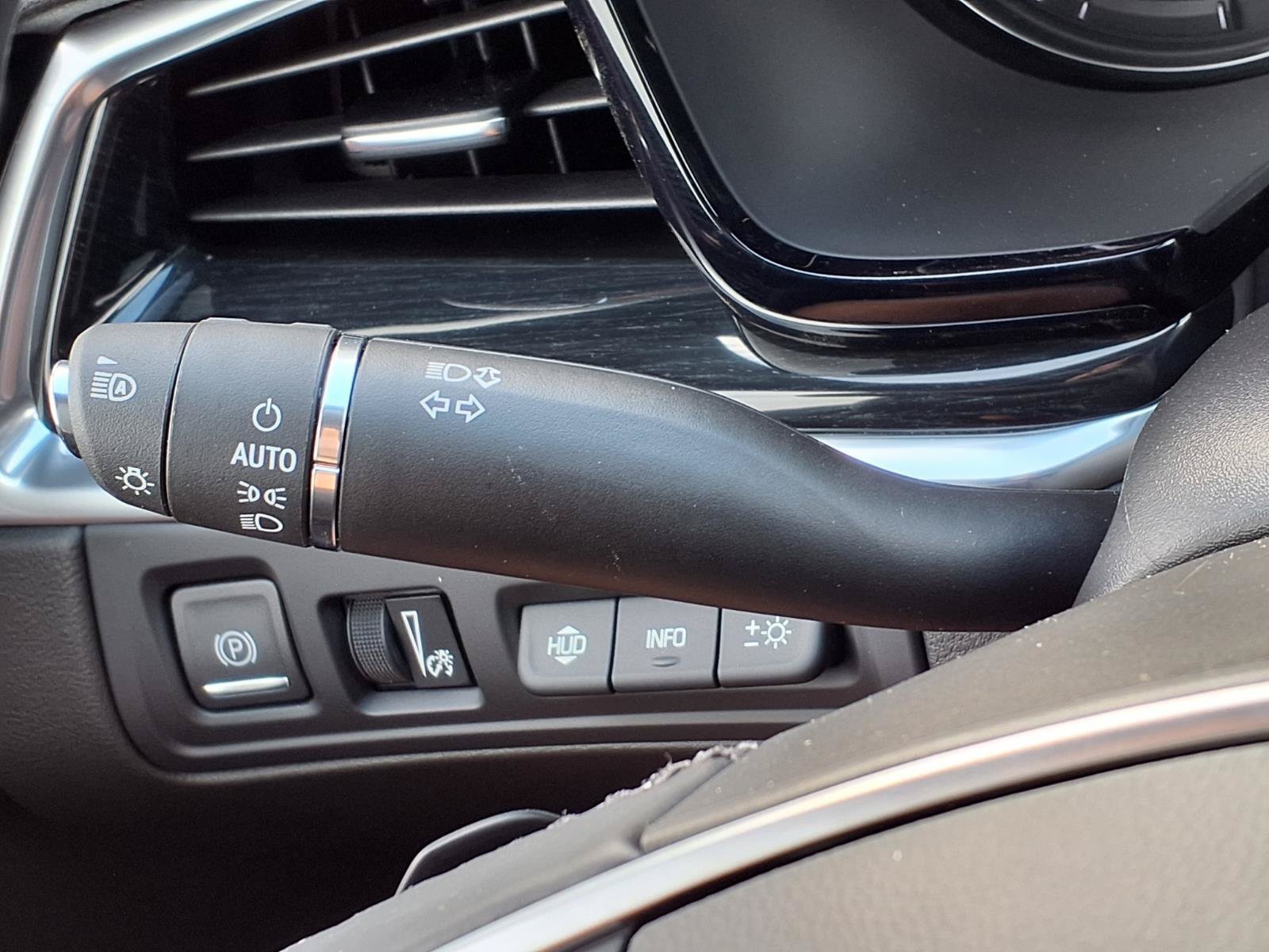New 2026 Cadillac XT5 Premium Luxury AWD/4WD image 19