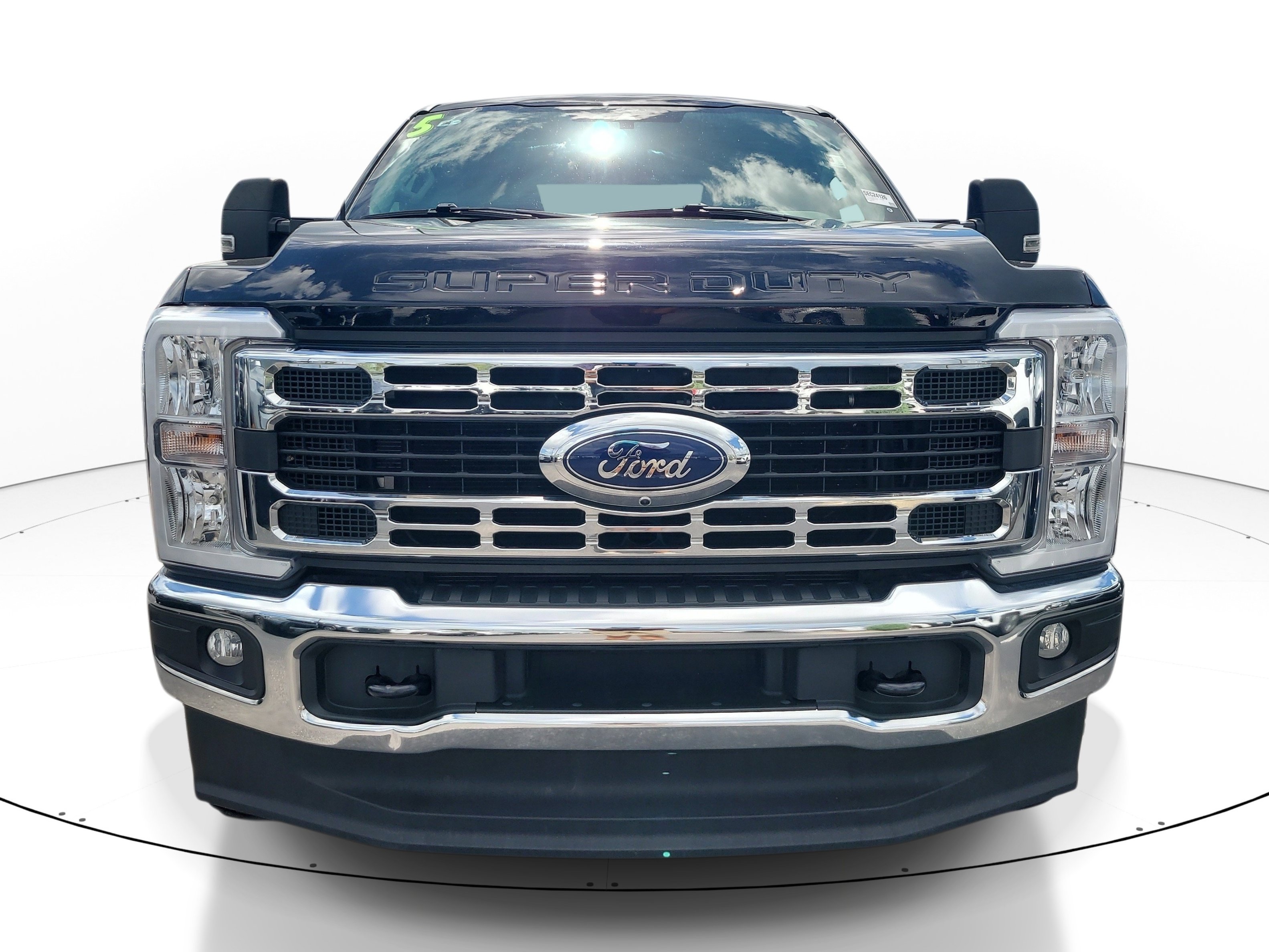Used 2025 Ford F250 XLT w/ 360-Degree Camera Package AWD/4WD image 2