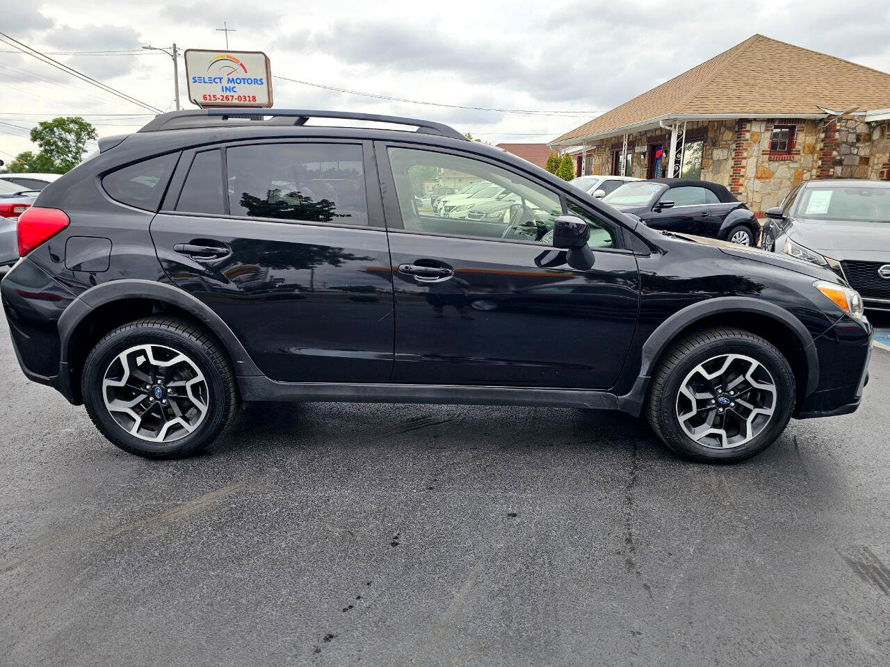 Used 2017 Subaru Crosstrek 2.0i Premium image 6