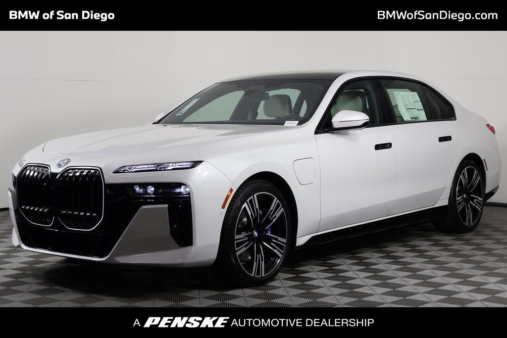 New 2026 BMW 750e xDrive w/ Executive Package