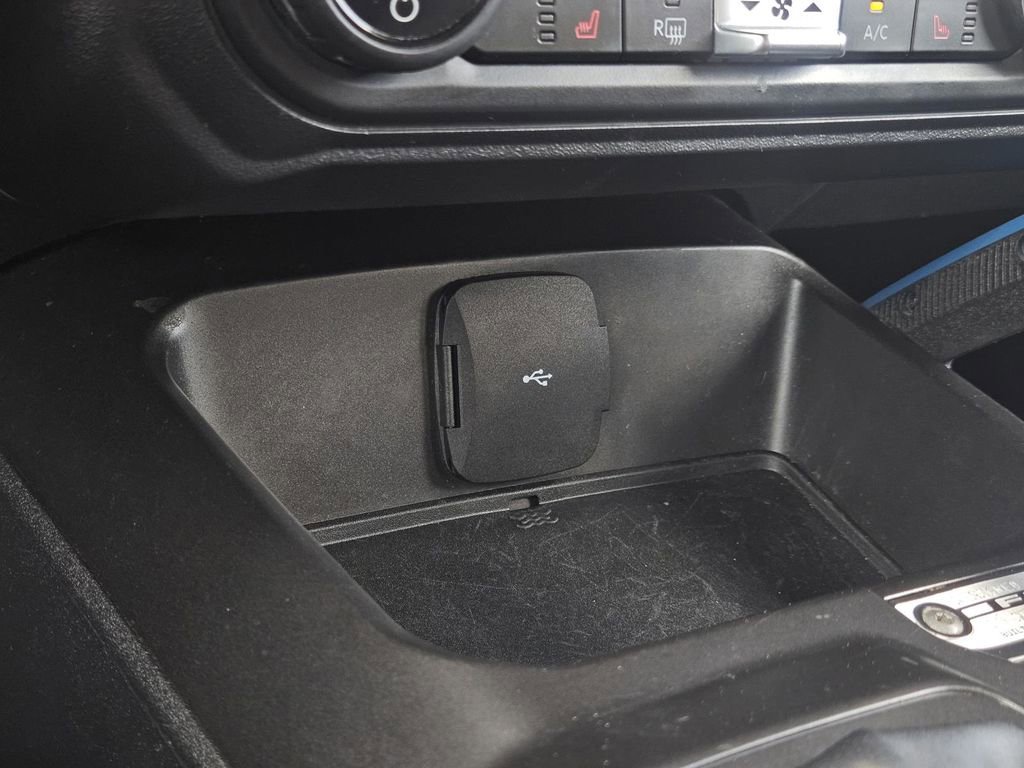 Used 2023 Ford Bronco Outer Banks image 24