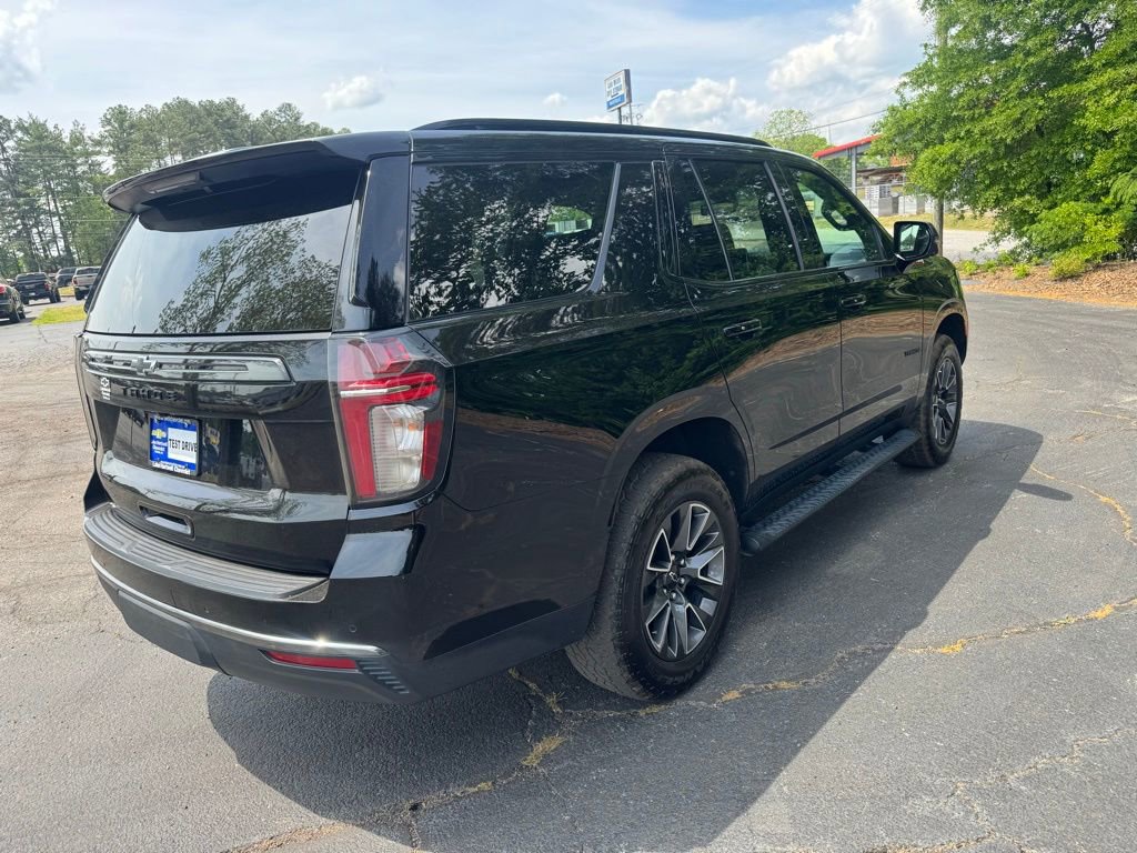 Certified 2022 Chevrolet Tahoe Z71 w/ Luxury Package AWD/4WD image 8
