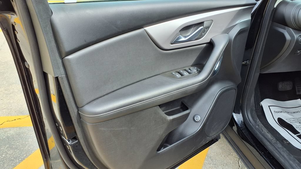 Used 2024 Chevrolet Blazer LT w/ LPO, Floor Liner Package FWD image 26