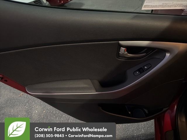 Used 2013 Hyundai Elantra Limited w/ Technology Pkg image 29
