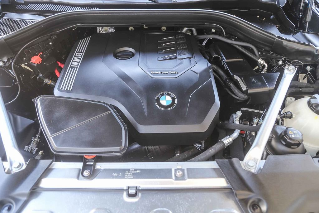 Certified 2025 BMW X4 xDrive30i w/ Convenience Package AWD/4WD image 24