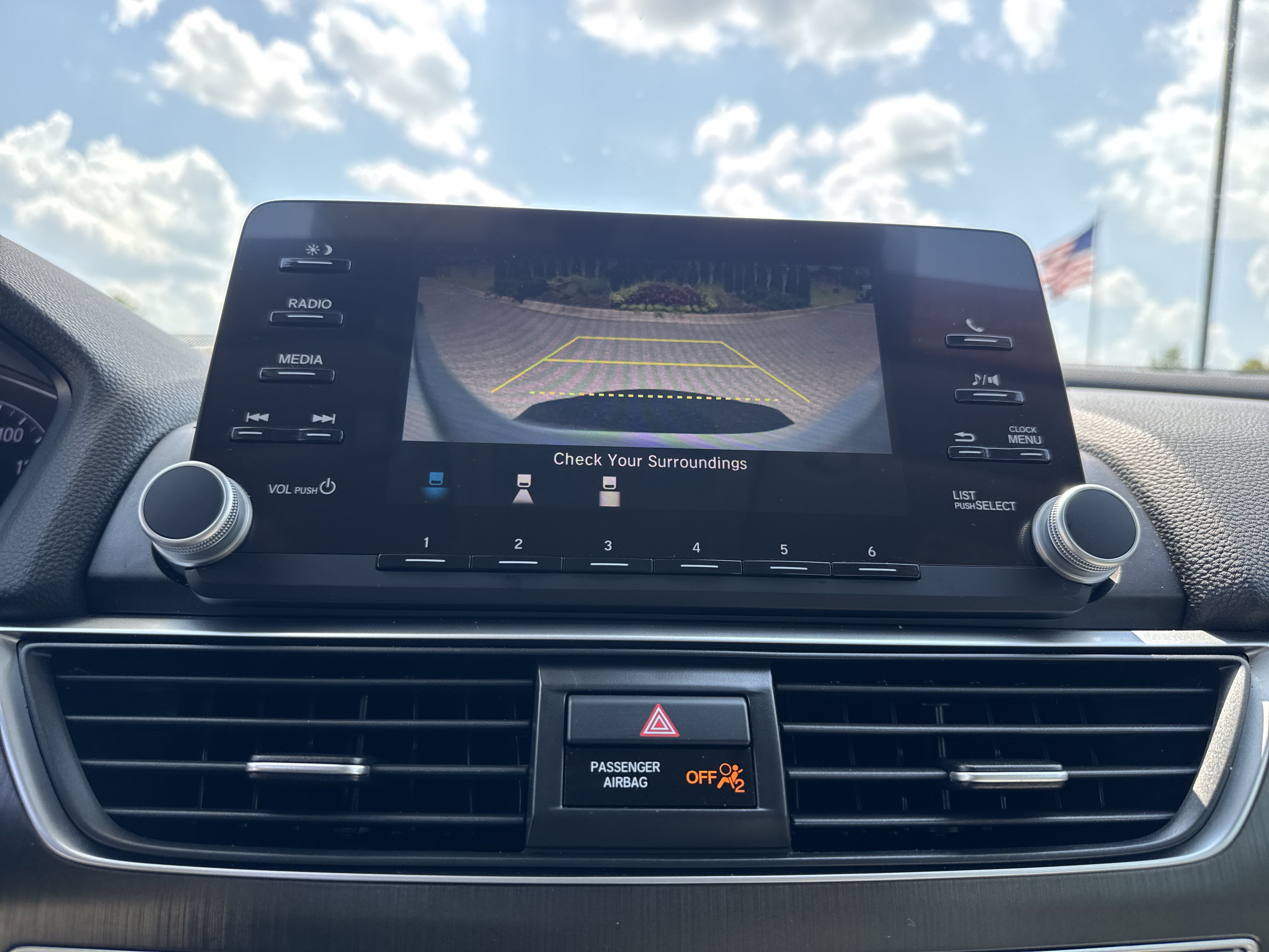 Used 2019 Honda Accord LX image 24