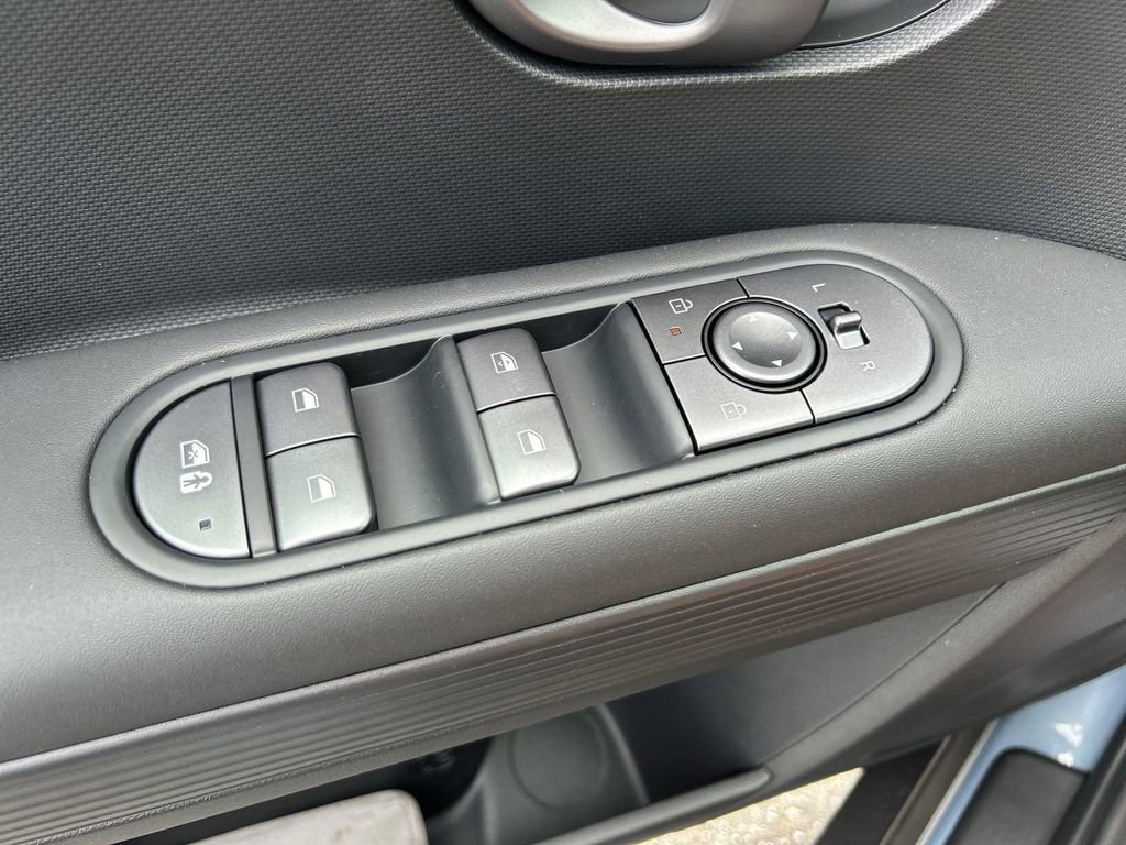 New 2025 Hyundai Ioniq 5 SE RWD image 21