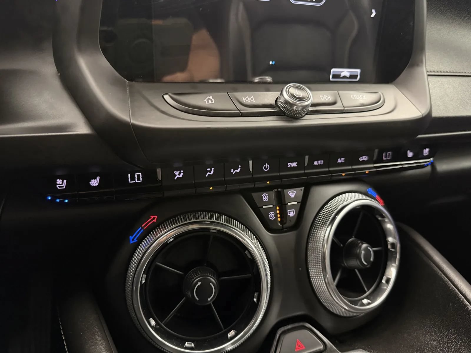 Used 2016 Chevrolet Camaro SS RWD image 33
