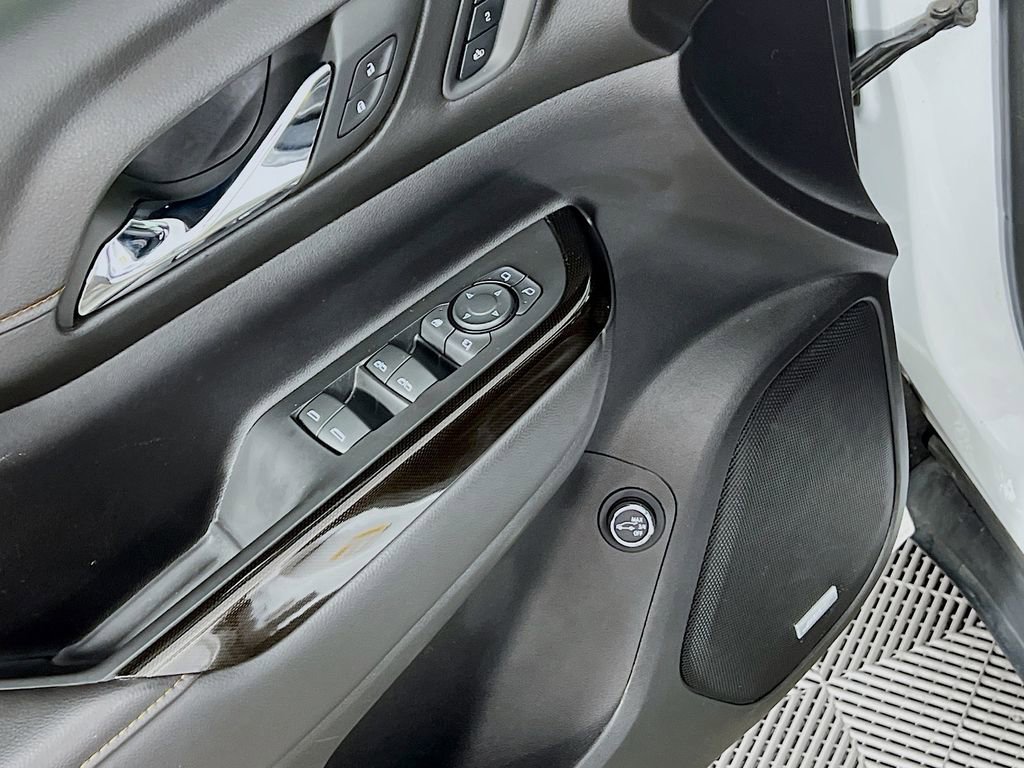 Certified 2023 GMC Acadia AT4 w/ Technology Package AWD/4WD image 17