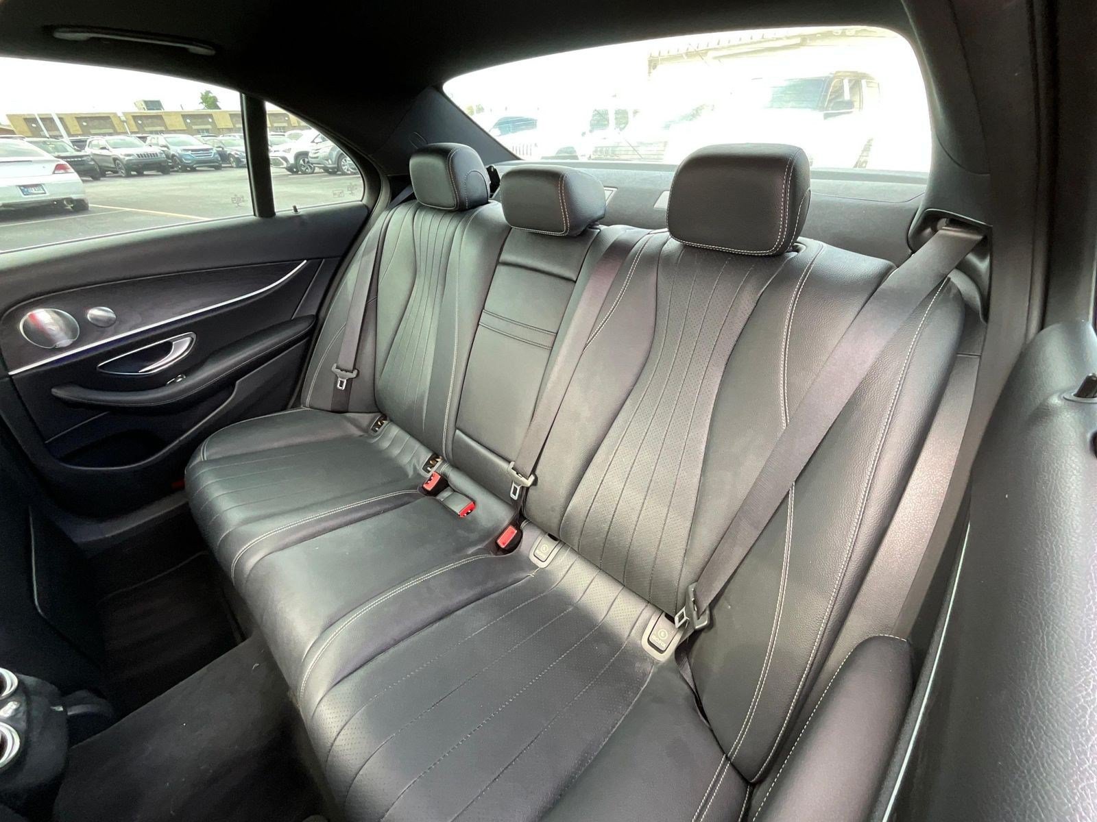 Used 2017 Mercedes-Benz E 300 image 20