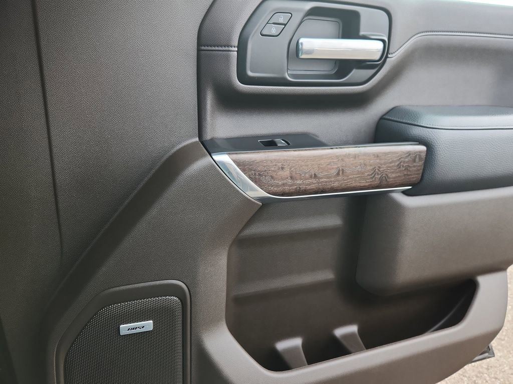 Used 2023 GMC Sierra 3500 Denali w/ Denali Ultimate Package image 16