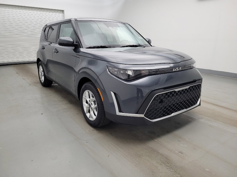 Used 2025 Kia Soul LX w/ LX Technology Package image 13