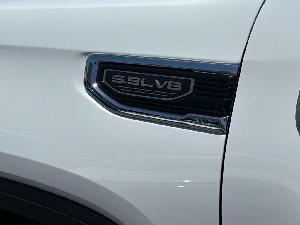 Used 2025 GMC Sierra 1500 SLT AWD/4WD image 6