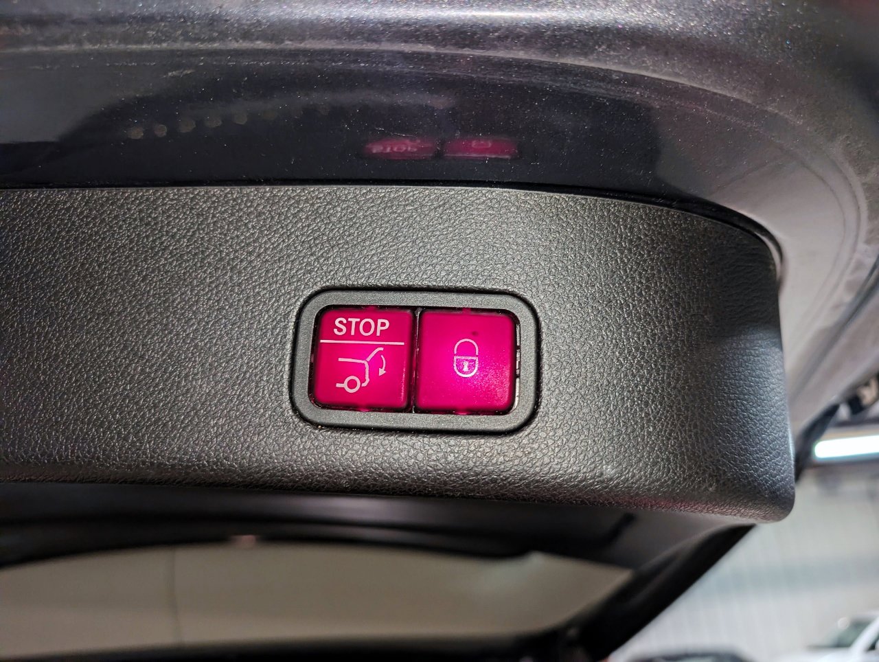 Used 2013 Mercedes-Benz GL 450 4MATIC image 25